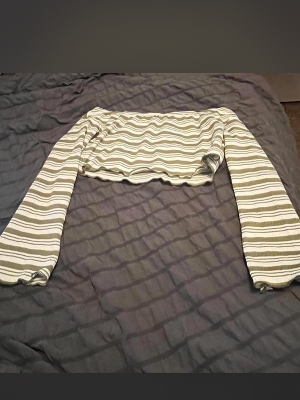 SHEIN Gray and White Striped Off-Shoulder Long Sleeve Crop Top